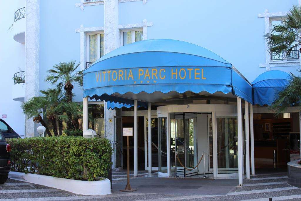 Vittoria Parc Hotel Bari Exterior photo